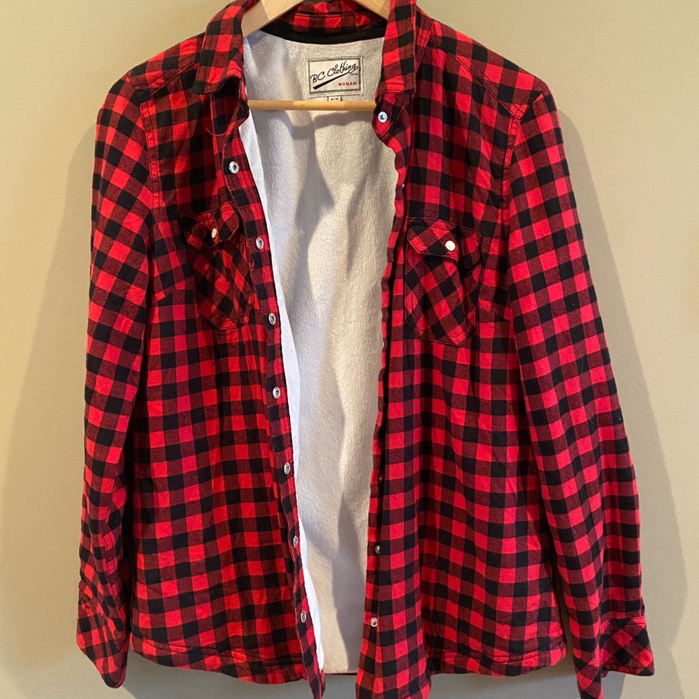 Medium plaid insulated shirt